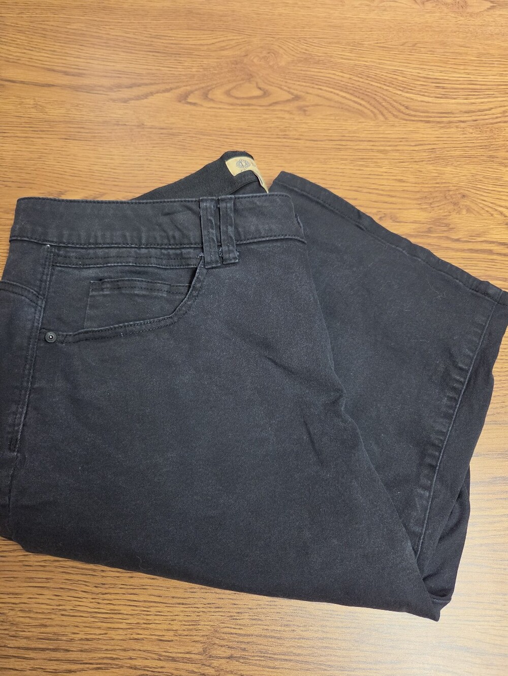 Democracy Black Knee-Length Cotton Blend Shorts Size 18W - Picture 7 of 9